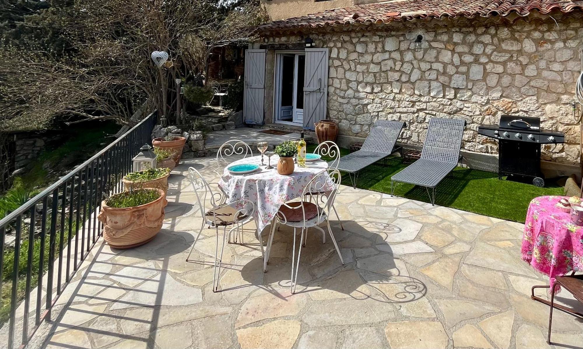 La Maison D'Eddy Et Caro Aux Portes Du Verdon Trigance Exteriör bild