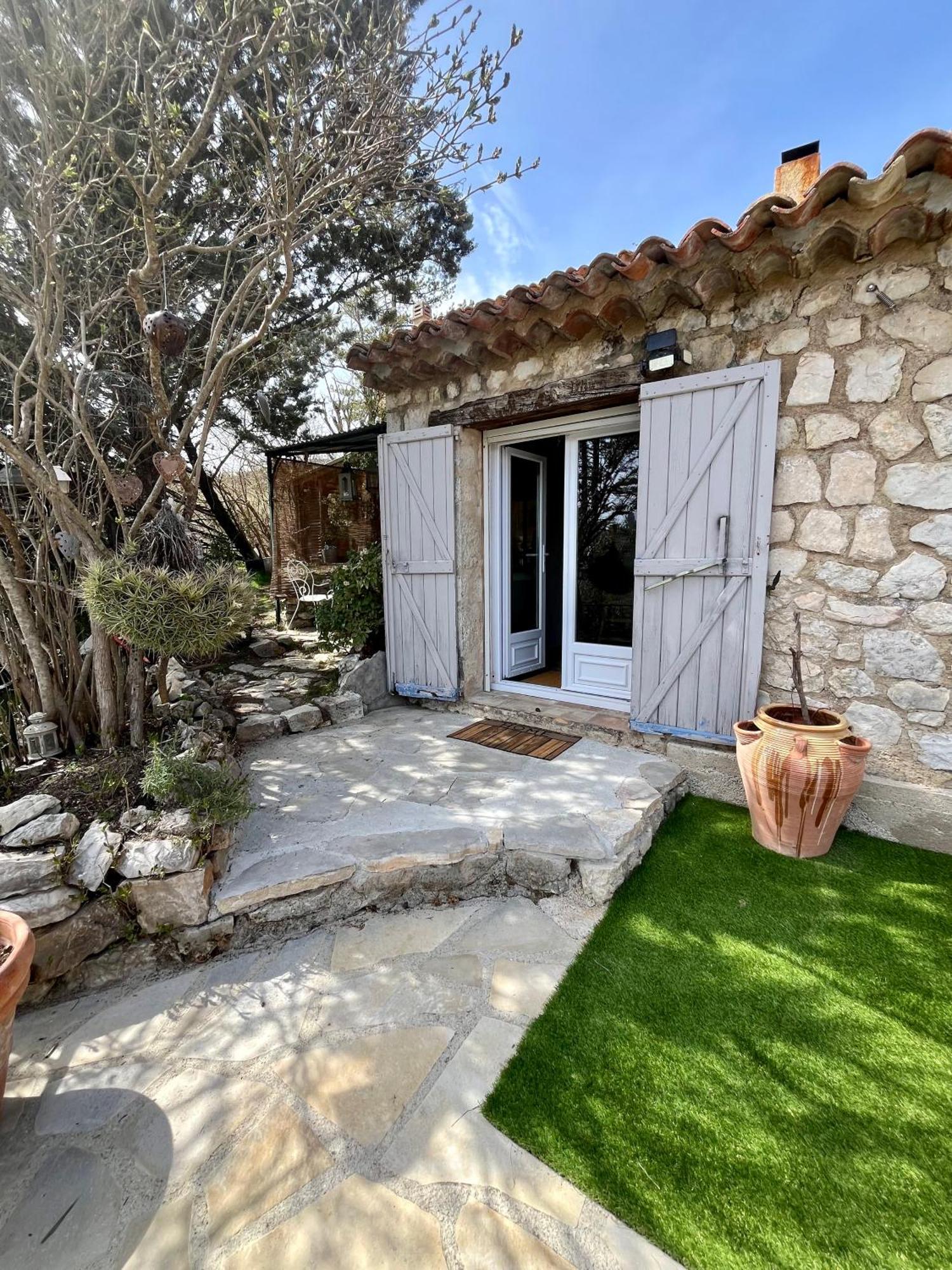 La Maison D'Eddy Et Caro Aux Portes Du Verdon Trigance Exteriör bild